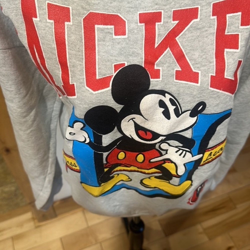 Vintage Disney size medium sweatshirt crew neck - Picture 6 of 11